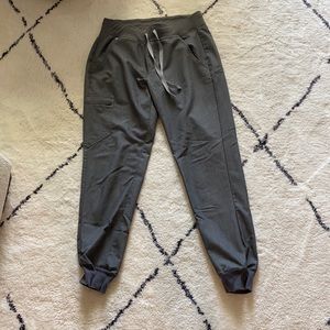 Jogger scrubs